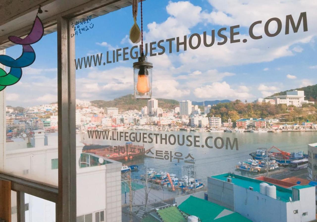Lifeguesthouse Tongyeong Exterior photo