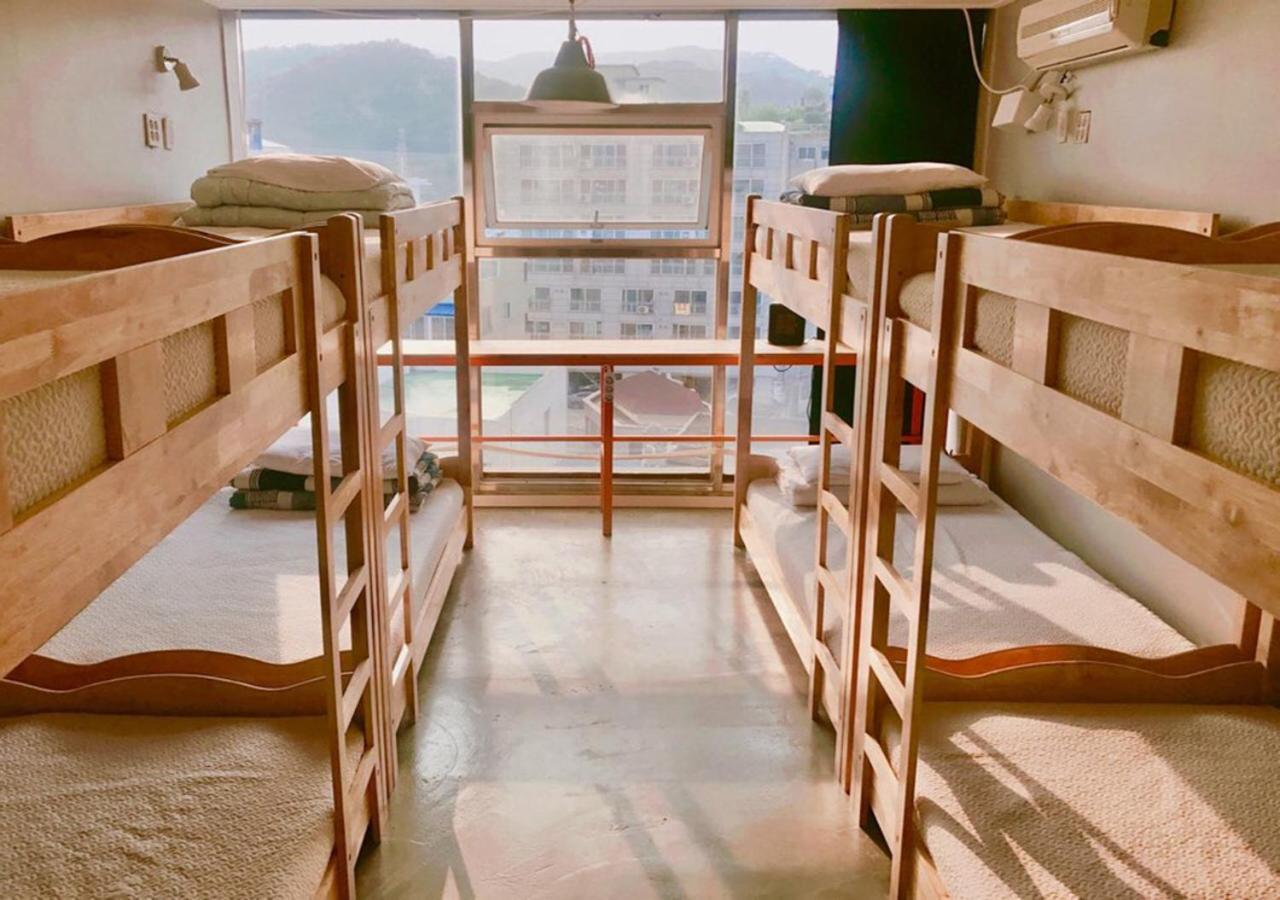 Lifeguesthouse Tongyeong Exterior photo